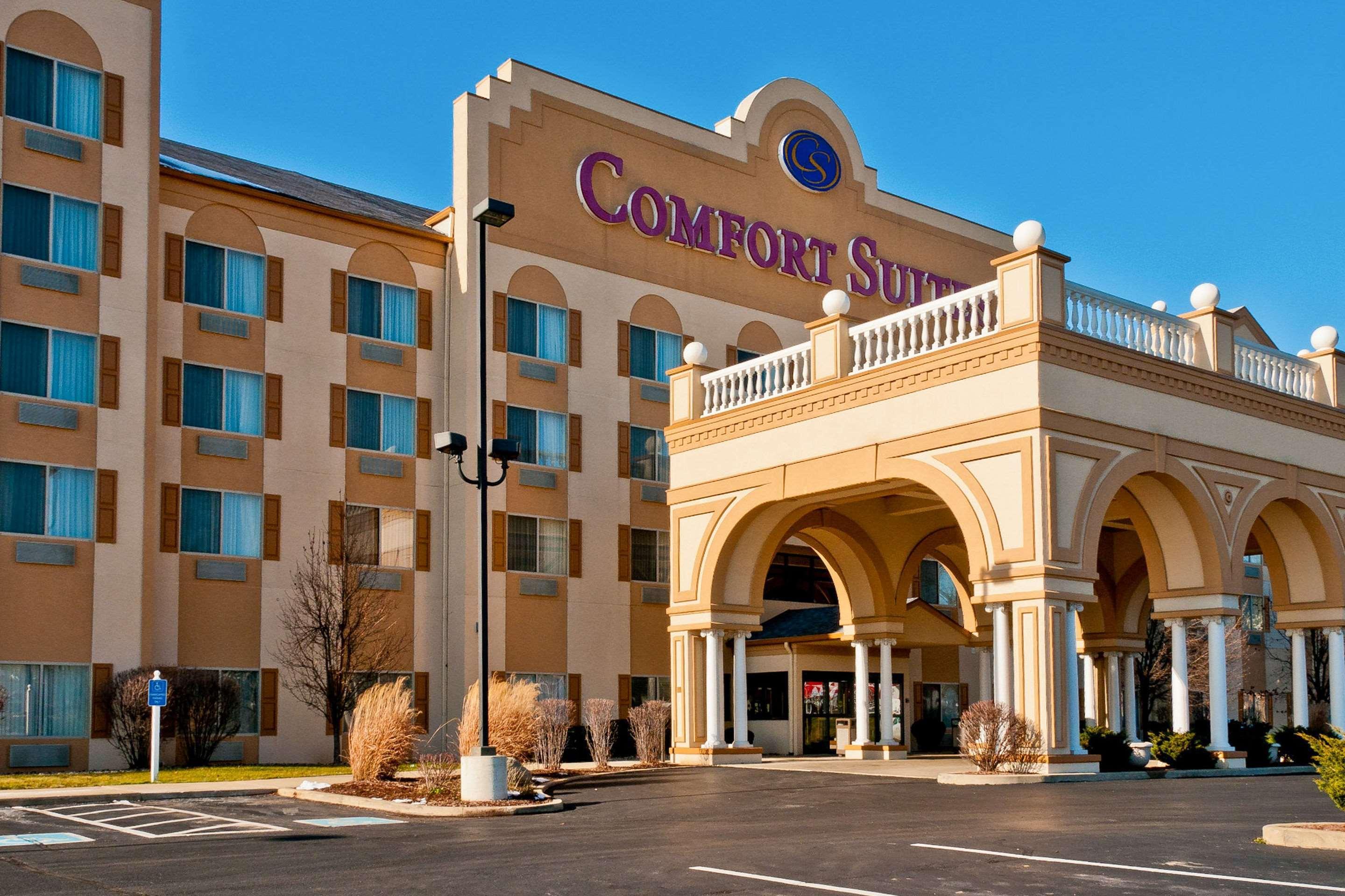 Comfort Suites University Area Notre Dame-South Bend Bagian luar foto
