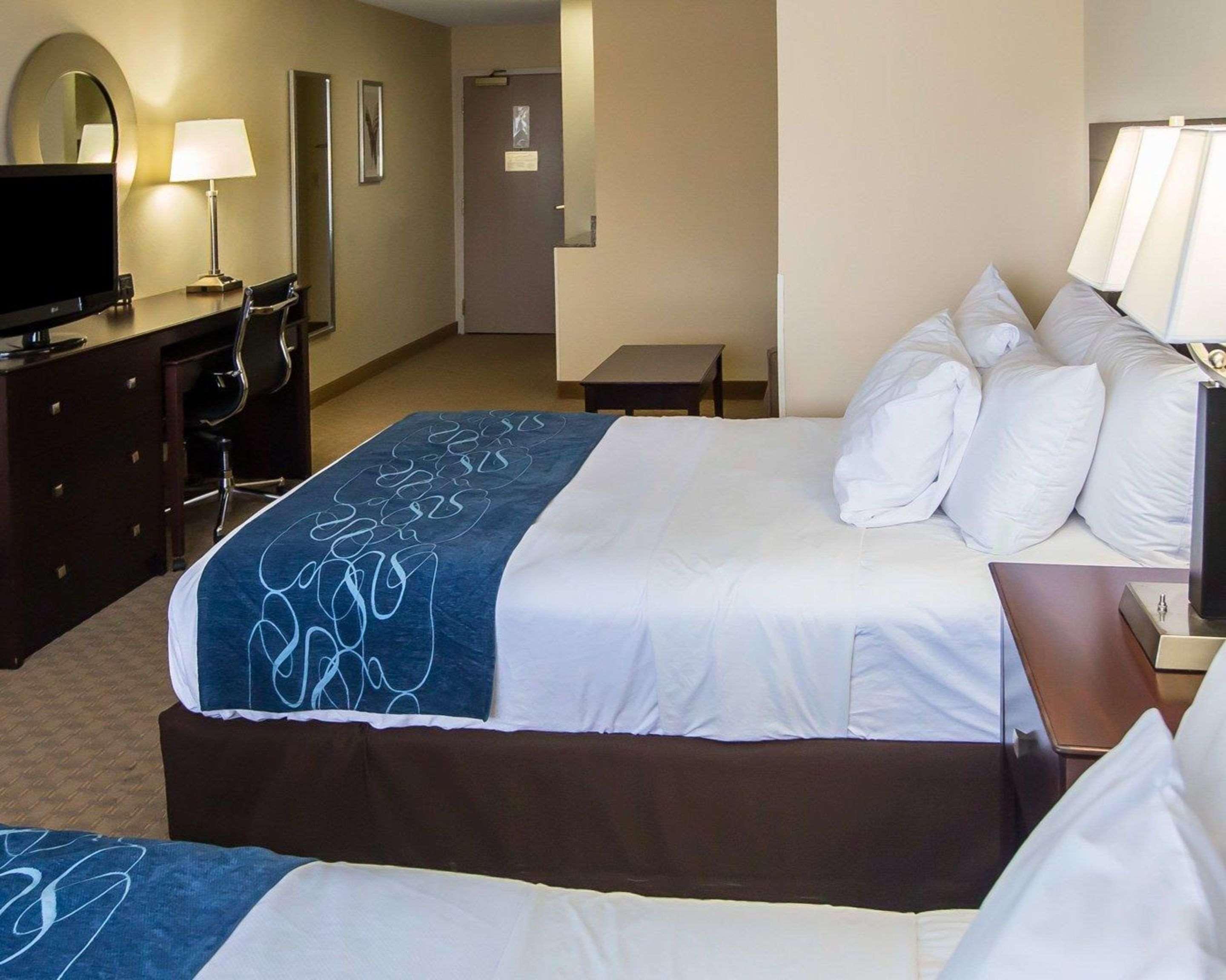 Comfort Suites University Area Notre Dame-South Bend Bagian luar foto