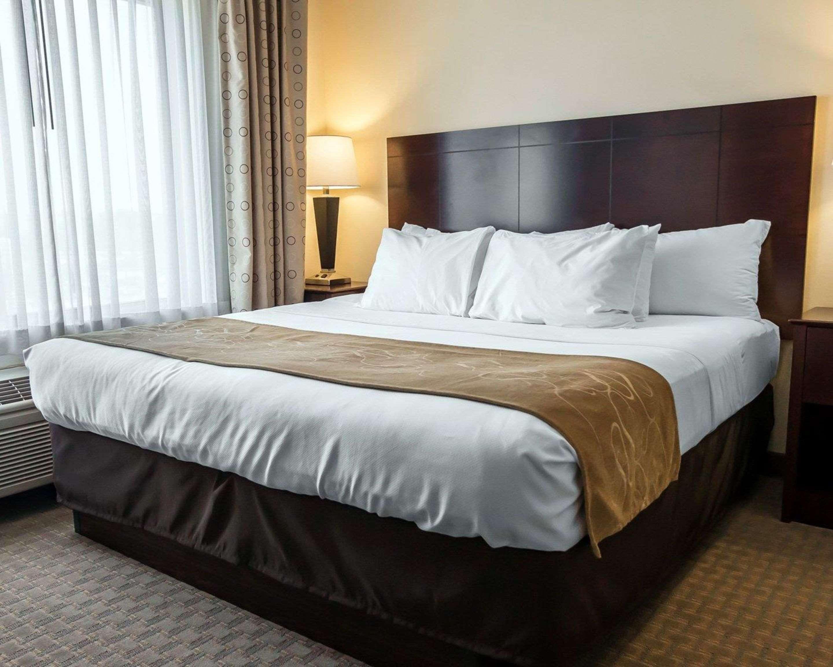 Comfort Suites University Area Notre Dame-South Bend Bagian luar foto